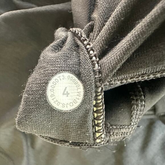 Lululemon Reenergized 2-in-1 Bra Tank Black Size 4 Open Back #W1BOJS - Picture 4 of 5